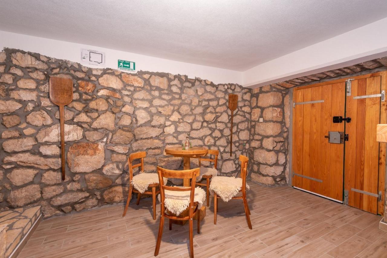 Villa Lazini Dvori Stasevica 外观 照片
